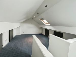 Loft Room - click for photo gallery
